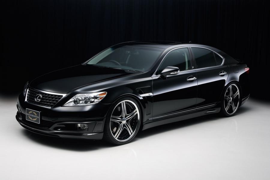  Lexus LS600h Executive Line by Wald 2010 года  (фото 26 из 81)